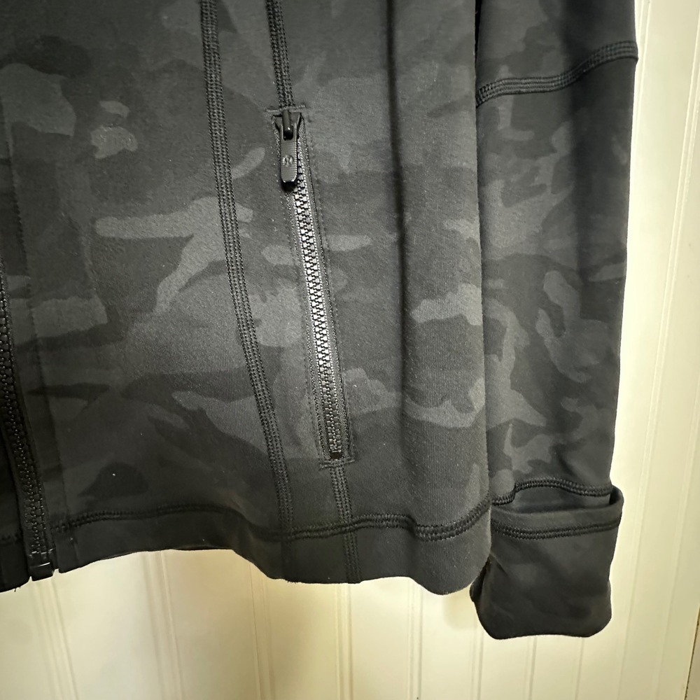 Lululemon Define Jacket Heritage 365 Camo Deep Coal Multi Gray Black Size 10 - Picture 7 of 9